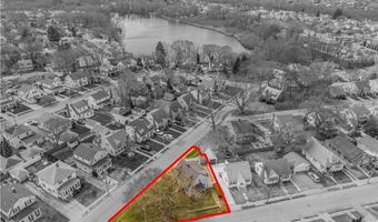 381 Auburn St, Cranston, RI 02910