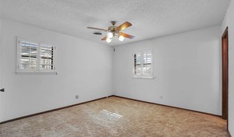 2524 N Robin St, Altus, OK 73521