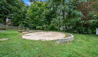 195 Summer St, Bristol, CT 06010