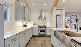 6901 Serenity Dr, Anchorage, AK 99502
