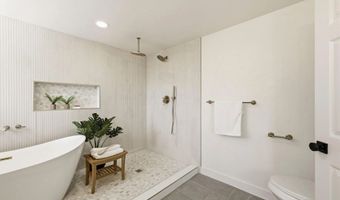 6728 Maury Dr, San Diego, CA 92119