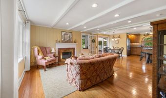 301 Wiese Rd, Cheshire, CT 06410