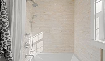 3361 S WAKEFIELD St B1, Arlington, VA 22206