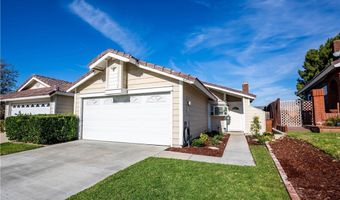 8455 E Amberwood St, Anaheim, CA 92808