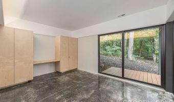 108 Truman Pl, Asheville, NC 28803