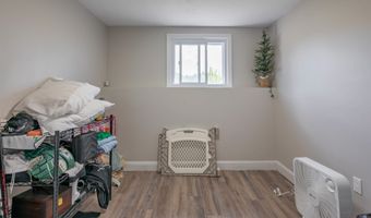 18 Dream Lake Dr, Amherst, NH 03031