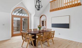 28 E Ridge Ct, Cheshire, CT 06410