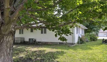 214 S Heckart St, Algona, IA 50511