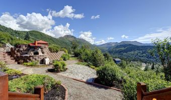 8521 Spendlove Dr, Anchorage, AK 99516