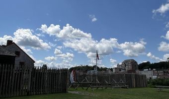 2 Howard St, Augusta, ME 04330