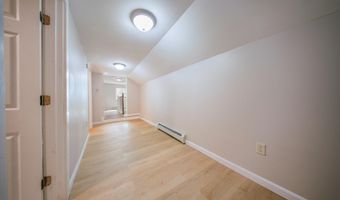 71 Pearl St, Bath, ME 04530