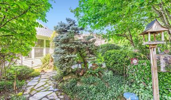 20820 YOSEMITE St, Aurora, OR 97002