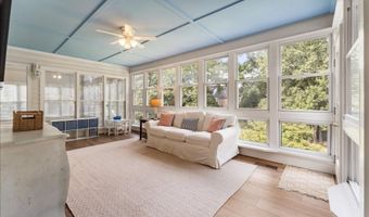 385 Carybell Ln, Alpharetta, GA 30004