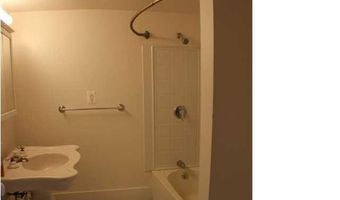 319 Main St, Avon By The Sea, NJ 07717