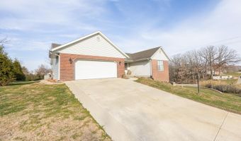 2643 Dennis Dr, Alton, IL 62002