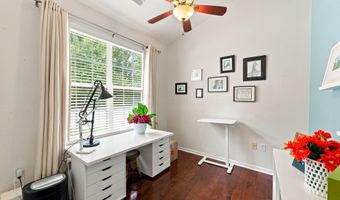 3992 Trade Royal Crossing Dr, Columbus, OH 43230
