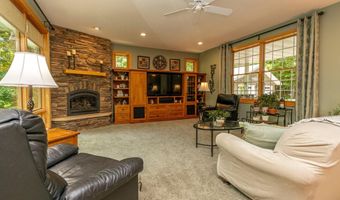 1728 Golden Dr SW, Alexandria, MN 56308