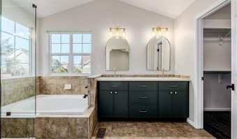 5597 S Buchanan St, Aurora, CO 80016