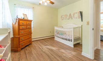 16 Gooseneck Hill Rd, Canterbury, CT 06331