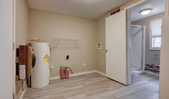 651 Mosher Ave, Asbury, MO 64832