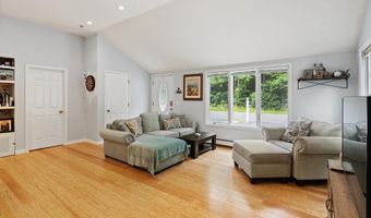 104 SLOOP CREEK Rd, Bayville, NJ 08721