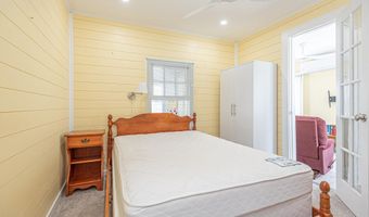 8 E DAGSBORO St, Fenwick Island, DE 19944