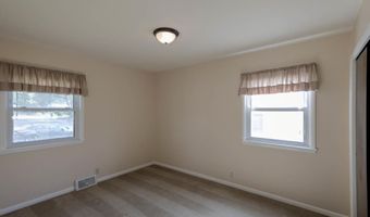 239 Greenway Rd, Arkansas City, KS 67005