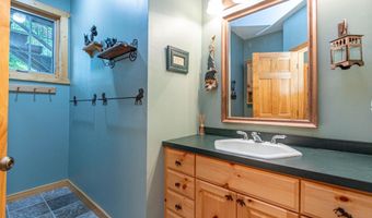 1728 Golden Dr SW, Alexandria, MN 56308