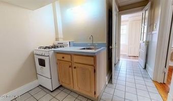 566 Park Ave 1, Albany, NY 12208