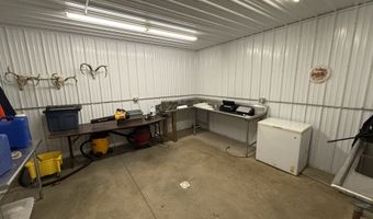 39494 165th St, Ashton, SD 57424