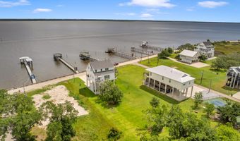 1490 N Beach Blvd, Bay St. Louis, MS 39520