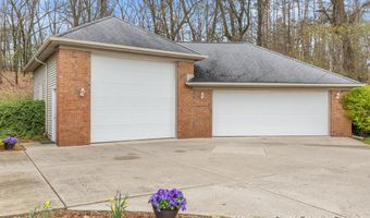 9200 Bailey Dr NE, Ada, MI 49301