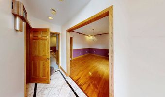 136 Lock Ln, Alum Creek, WV 25003