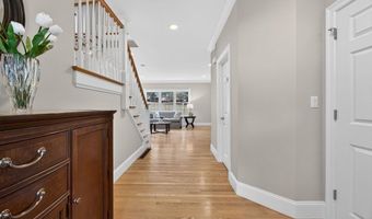 3 Caileigh Ct 3, Andover, MA 01810