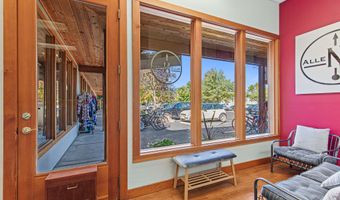 340 A St, Ashland, OR 97520