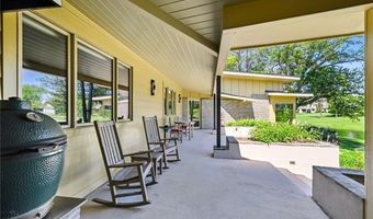 913 CAMPHILL Dr, Abita Springs, LA 70420