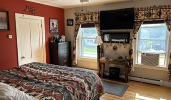 154 Cook St, Auburn, ME 04210