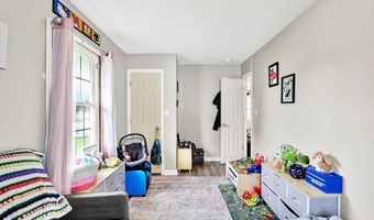 26 E Plum St, Anderson, IN 46012