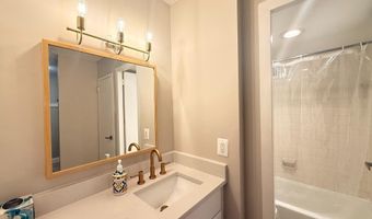 2500 N VAN DORN St 1518, Alexandria, VA 22302