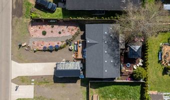 9554 5TH St, Bay City, OR 97107