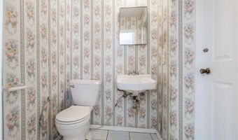 903 O St, Barling, AR 72923