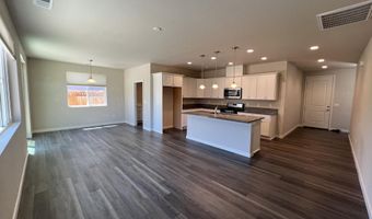 573 Country Hollow Dr, Fernley, NV 89408