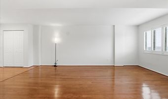 5340 HOLMES RUN Pkwy 904, Alexandria, VA 22304