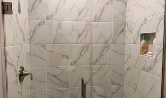 863 River Run Rd, Aurora, OH 44202