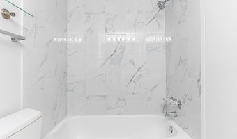 200 N PICKETT St 311, Alexandria, VA 22304