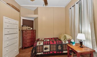 899 E Shore Dr, Adirondack, NY 12808