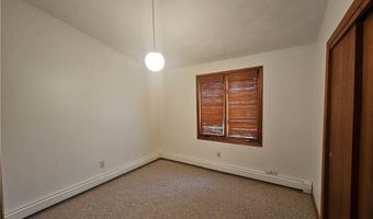 3 Lakeview Dr, Narragansett, RI 02882