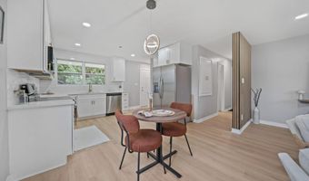 1623 Cunard Rd, Columbus, OH 43227