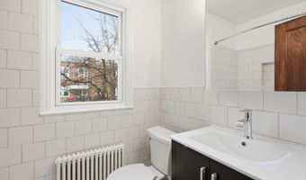 4026 9TH St NE 4, Washington, DC 20017