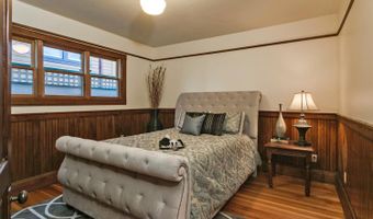 19 Gresham St, Ashland, OR 97520